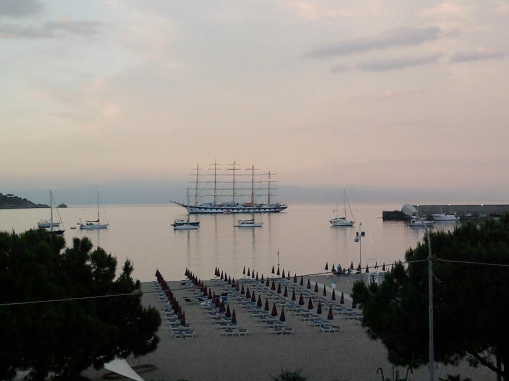 B&B Baia Delle Sirene Giardini Naxos Exteriér fotografie
